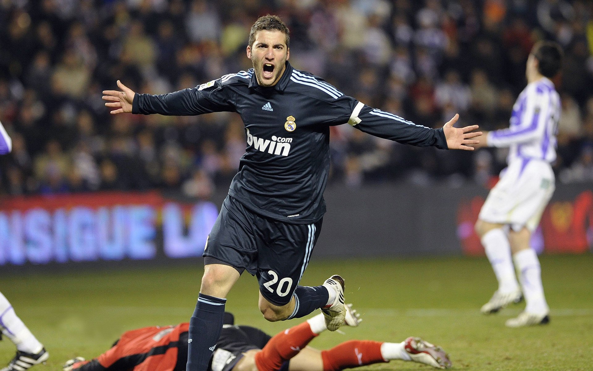 中国足球青训梯队成绩不断提升，中国的足球青训体系